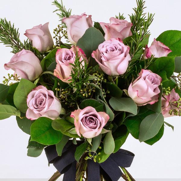 Netton - Twelve Lilac Pink Long Stem Roses.
